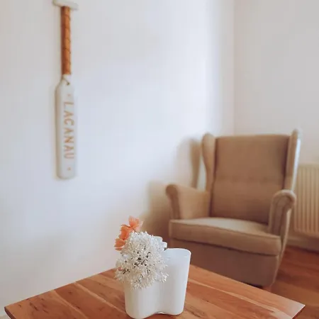 Cozy Hideaway Near Luxembourg Appartamento